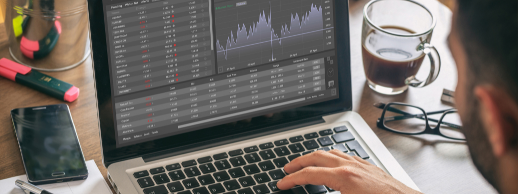 Qual é Melhor: Corretora ou Empresa de Prop Trading Moderna? 