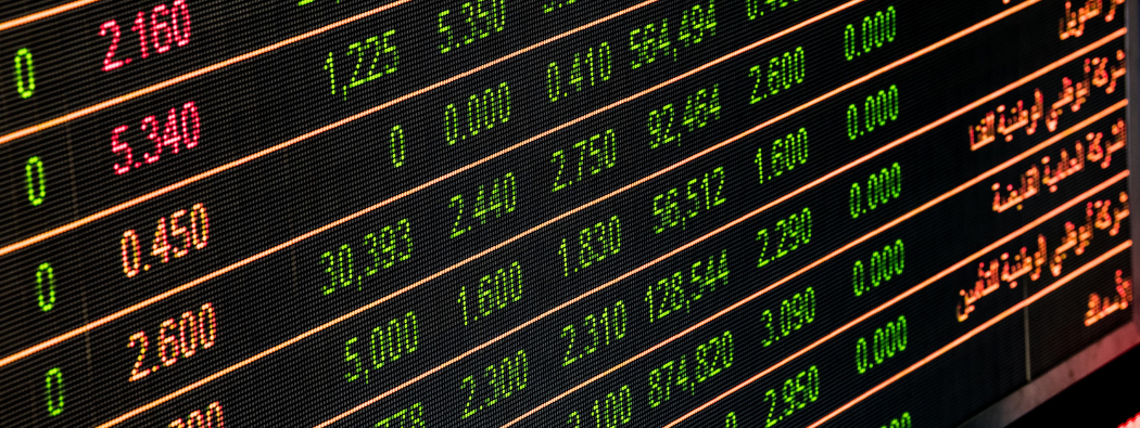 Gold higher again, dollar flops on data and Powell